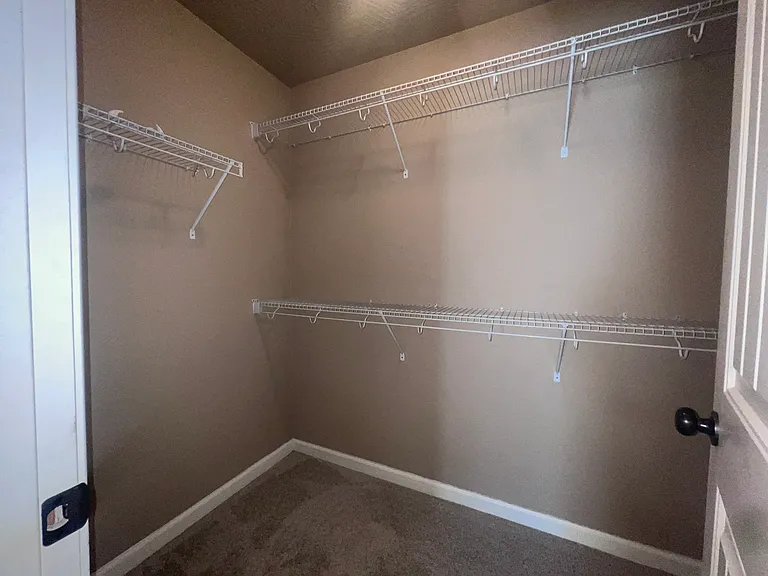 822 E Crystal Ave — Photo 15
