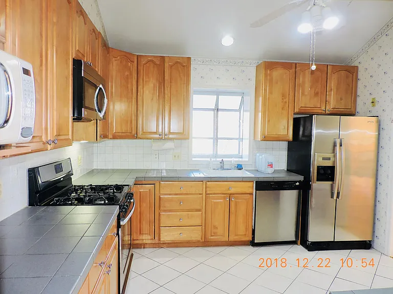 7018 Westbury Rd — Photo 7