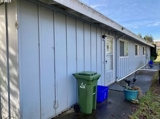 2075 Lombard St, North Bend, OR 97459