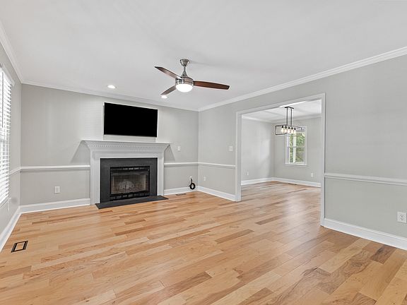 5th image of 6701 Holly Mill Ct
