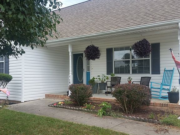 2nd image of 115 Windhaven Dr