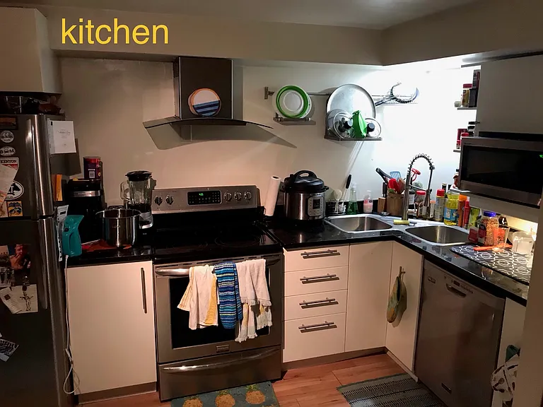 925 N Calvert St #B — Photo 1
