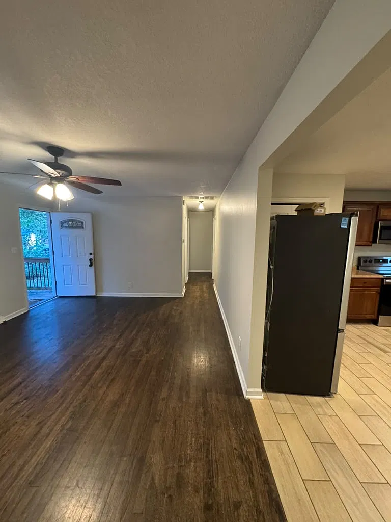 3 bed, 1232 sqft, $1,795 — Photo 3