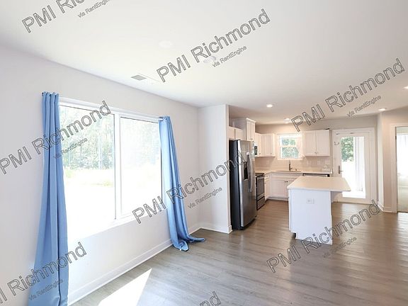 4th image of 5424 Addison Gate Dr