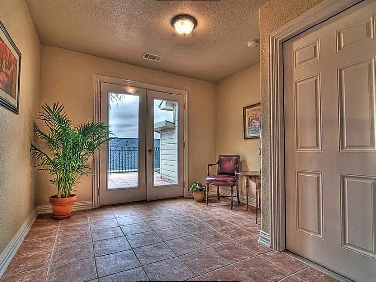 3505 Jackson St — Photo 26