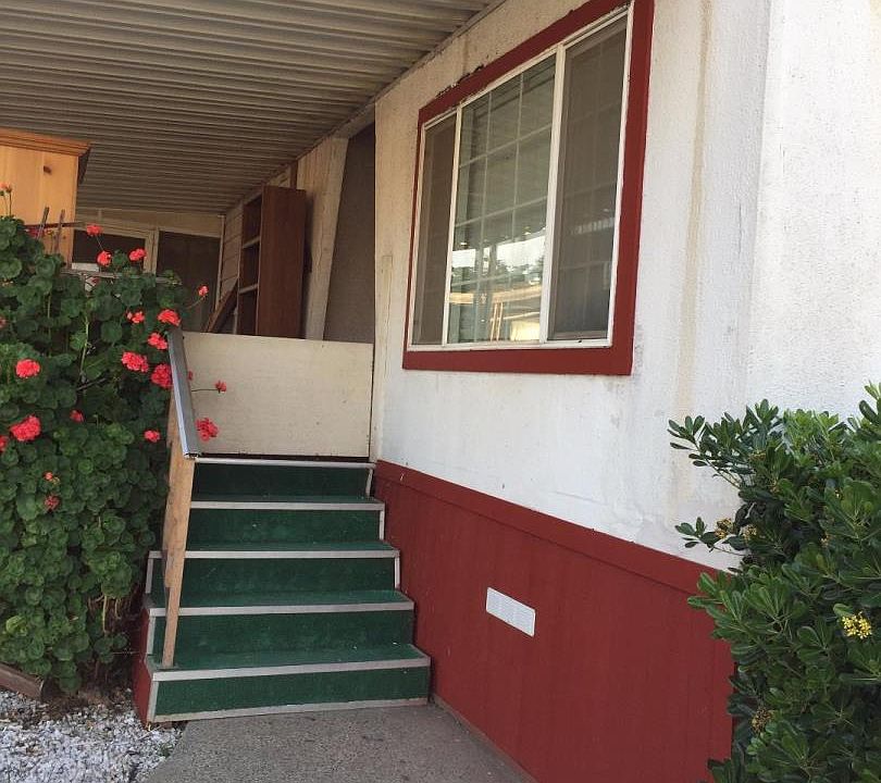 1st image of 200 Burnett Ave Spc 3