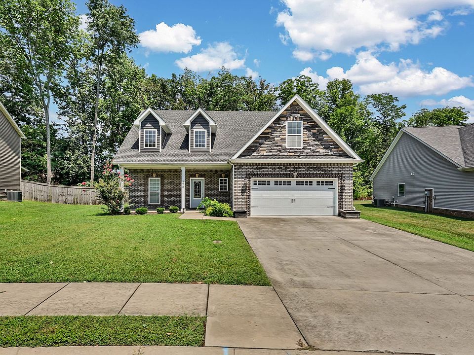 1st image of 374 Rye Dr