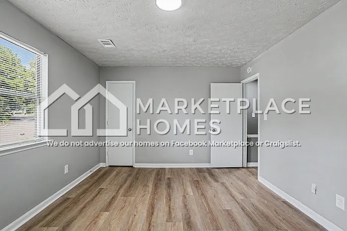 956 Windwood Ct — Photo 17
