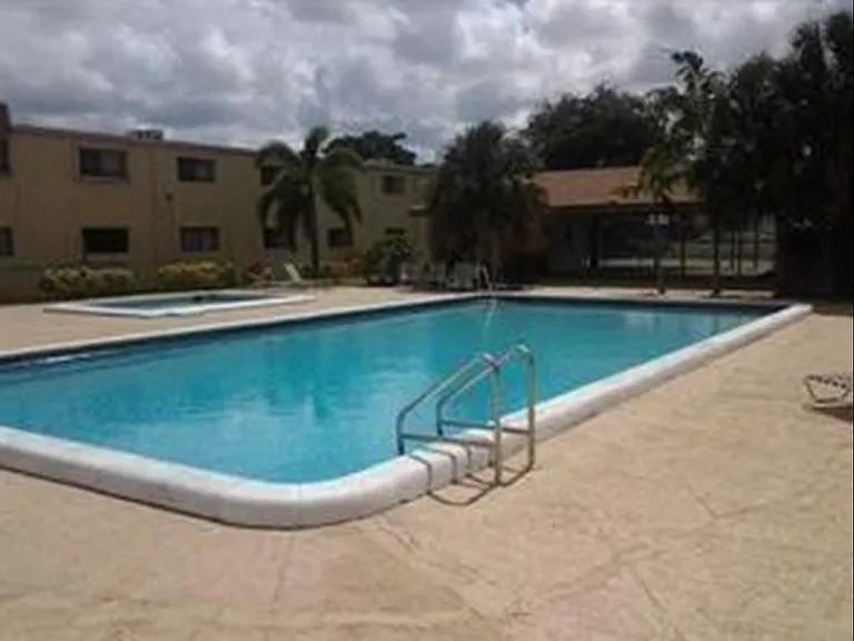 1245 S Flagler Ave #305 — Photo 9
