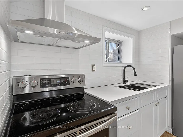 117 Bolton Ave — Photo 16