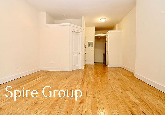 3rd image of 266 W 73rd St APT 3B