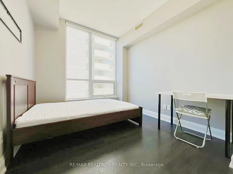 83 Redpath Ave #204 — Photo 7