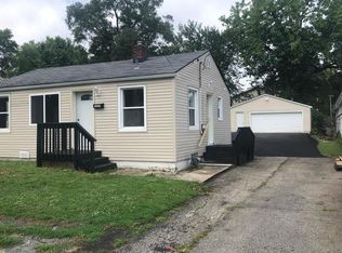 1029 Sill Ave, Aurora, IL 60506