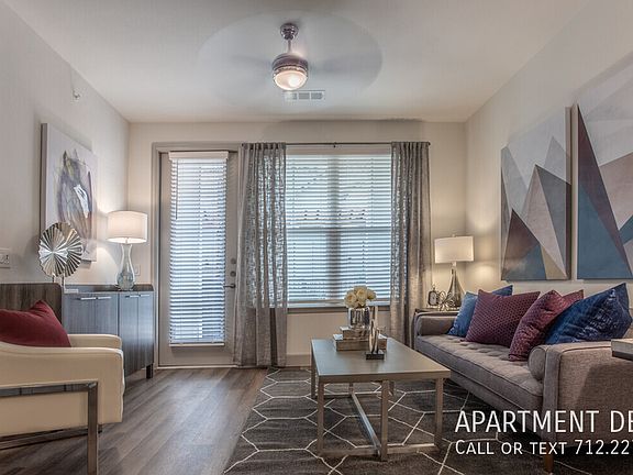 4th image of 20516 Cypress Plaza Pkwy #1427
