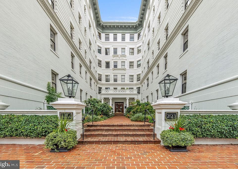 1st image of 2123 California St NW APT F1
