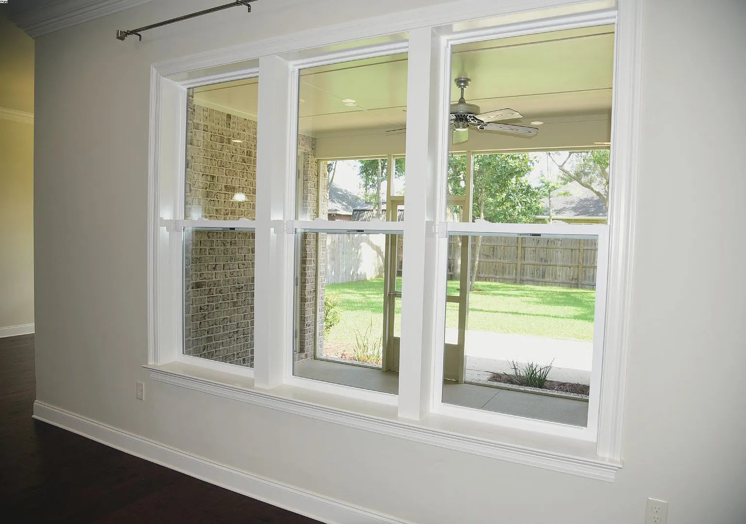 Beautiful 4-Bedroom Home in Magnolia Woods! — Photo 4