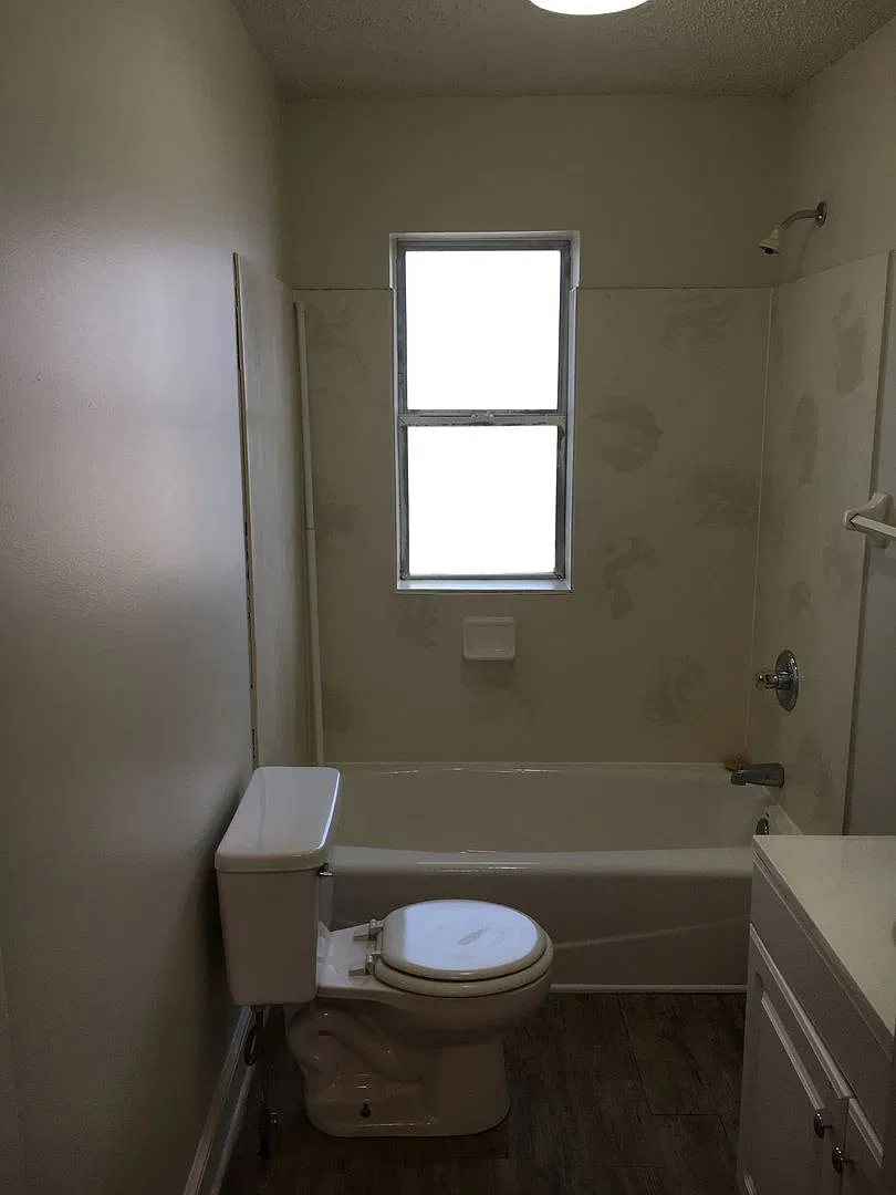 2 bed, 1000 sqft, $1,325 — Photo 4