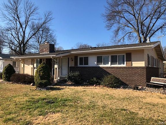 3rd image of 3040 Newgate Dr