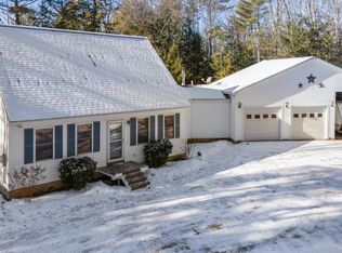 101 Mastin Rd, North Sutton, NH 03260