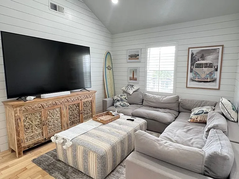 20917 Cabrillo Ln — Photo 18