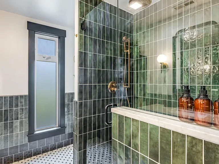8034C Mary Ave NW — Photo 5