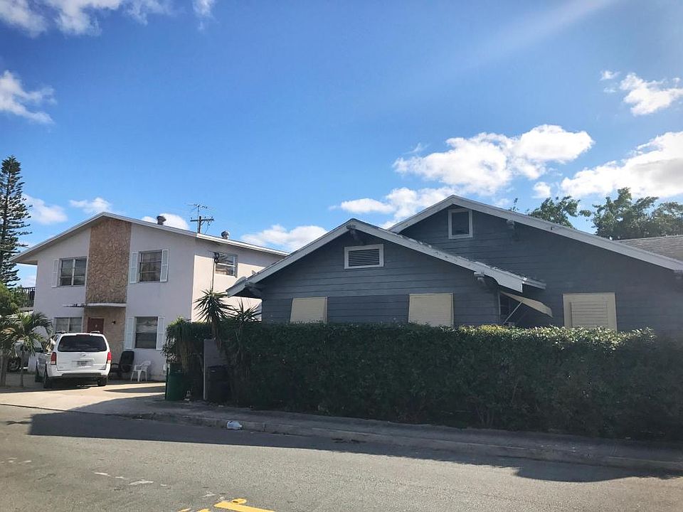 1st image of 1000 S North St