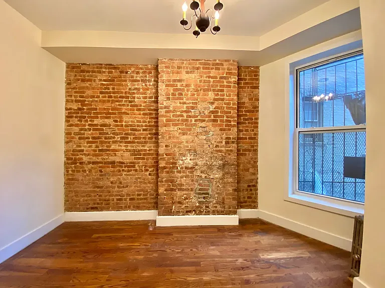 252 Stockholm St #4R — Photo 3