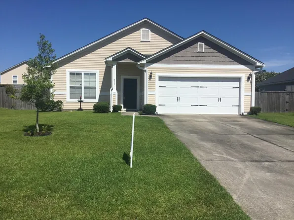 311 Mossy Wood Rd, Summerville, SC 29486