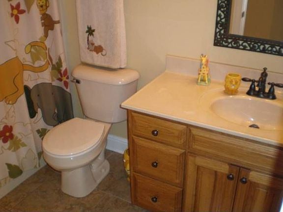 GUEST BATH