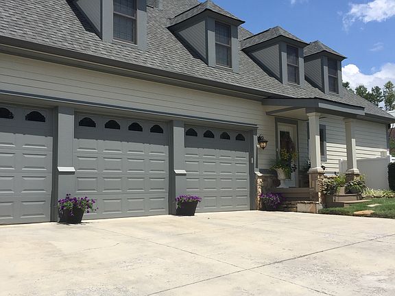 3 Car Garage