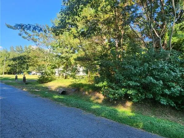 14 Truitt Rd, Chesapeake, VA 23321