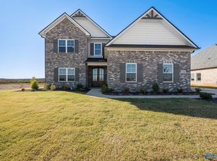 136 Brier View Dr, Meridianville, AL 35759
