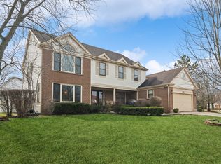 629 Raintree Rd, Buffalo Grove, IL 60089