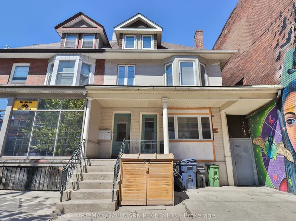 880 College St #Basement, Toronto, ON M6H 1A3