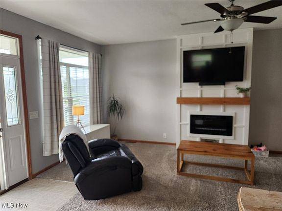 3rd image of 4 Holli Ct