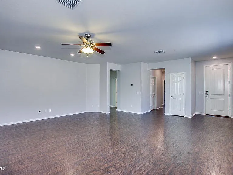 S Twinleaf Dr — Photo 12