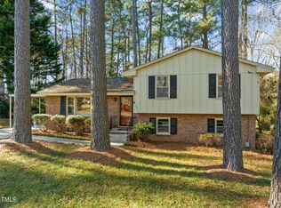 3417 Huntleigh Dr, Raleigh, NC 27604