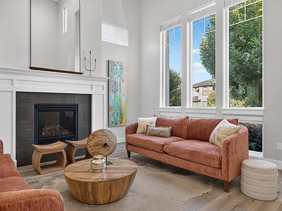 4th image of 2992 S Old Hickory Way