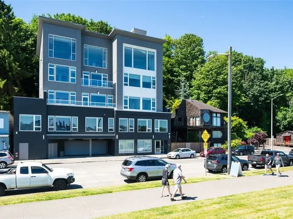 1709 Harbor Ave SW, Seattle, WA