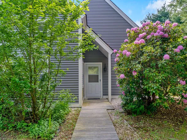 18 Francis Way #18, Kittery, ME 03904