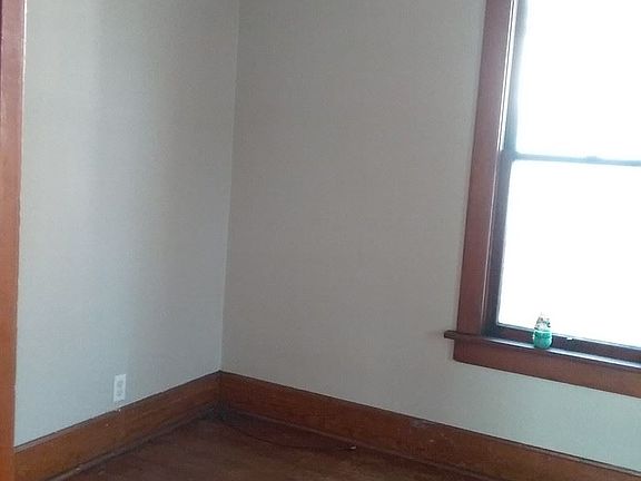 4th image of 426 18th Avenue A