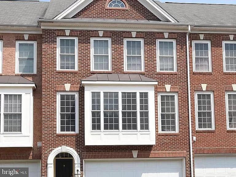 1st image of 21778 Ladyslipper Sq