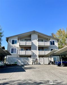320 SE Barrington Drive #A301, Oak Harbor, WA, 98277