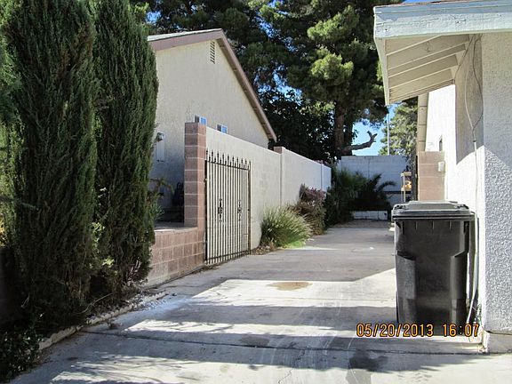 3rd image of 3906 Green Leaf Dr