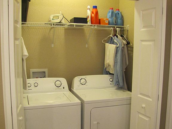 5th image of 607 W Laharpe St