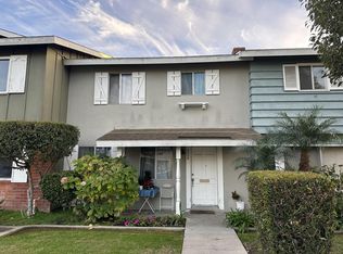 9556 Cornwall Dr, Huntington Beach, CA 92646