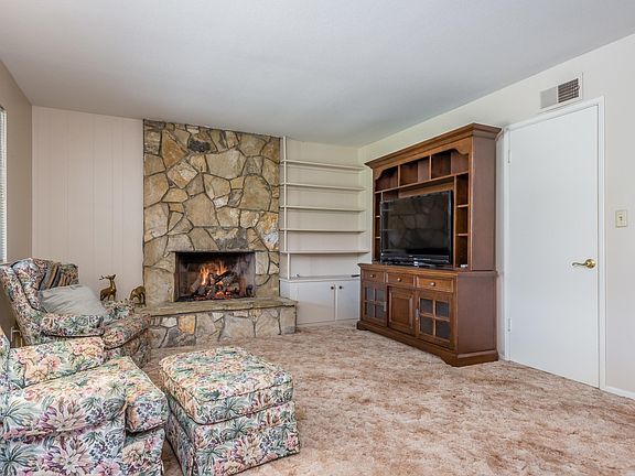 11-Living Room