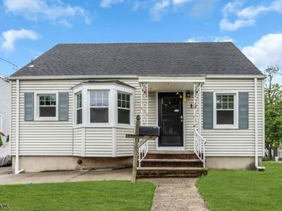 15 Winston Dr, Woodbridge, NJ, 07095