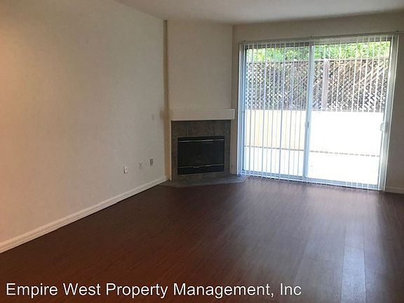 3rd image of 4547 Murietta Ave APT 7