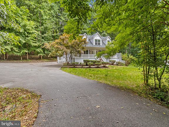 2nd image of 35903 Army Navy Dr